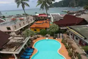 Phi Phi Hotel, Пхи Пхи