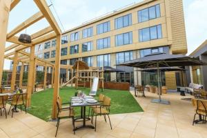 Fletcher Hotel-Restaurant ByZoo Emmen, Эммен