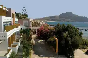 Horizon Beach Hotel, Плакиас