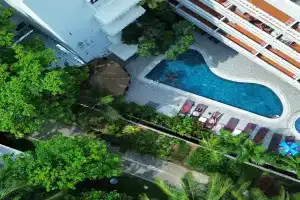 Patong Central Residence & Apartment, Патонг