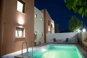 Villa Althaea, Сфакаки