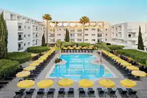 Mayfair Hotel formerly Smartline Paphos, Пафос