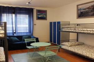 Хостел «Atmos Luxe Navigli», Милан