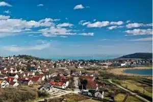 Pilger Vendégház, Тихань
