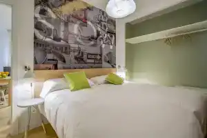 Slow Suites Luchana, Мадрид