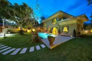 3-Bedroom Villa Baan Kluay Mai with Private Pool, Лем-Сор