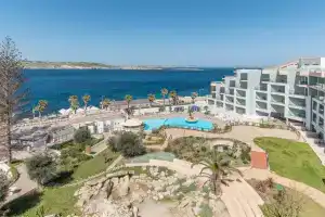 DoubleTree by Hilton Malta, Аура