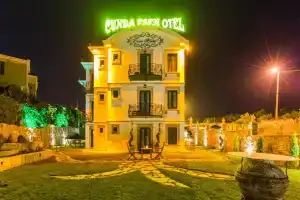 Cunda Esen Otel - Cunda Adası'nda Konaklama, Айвалык