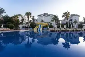 The Garden Beach Hotel, Конаклы
