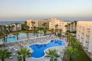 Papantonia Hotel Apartments, Протарас