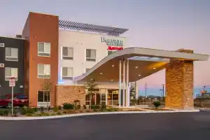 Fairfield Inn & Suites San Antonio Brooks City Base, Сан-Антонио