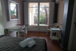 Hotel El Castell, Виладеканс
