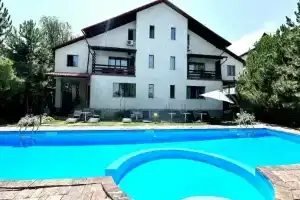 Отель «Тянь Шань», Бишкек