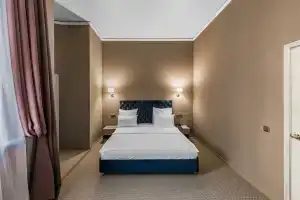 Fortis Hotel