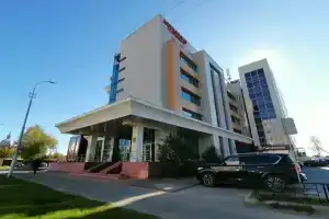 Отель «Метрополис», Сургут