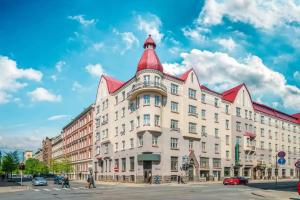 Отель «Viktorija», Рига