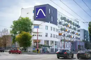 Apollis Business & Budget by Ambiente, Братислава
