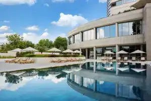 Отель «Conrad Istanbul Bosphorus», Стамбул