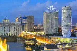 Penthouse Hotel Batumi, Батуми