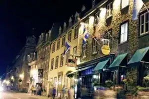 Hotel Louisbourg, Леви