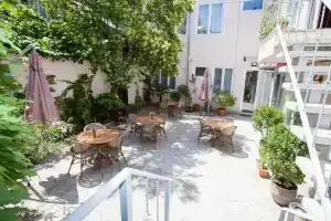 Отель «Rustaveli Palace », Тбилиси