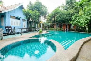 Deeden Pattaya Resort, Паттайя