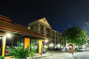 B2 Chiang Rai Boutique & Budget Hotel, Чианграй