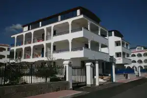 Hotel «Yria», Виесте
