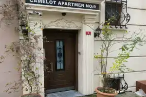 Camelot Apartment, Стамбул