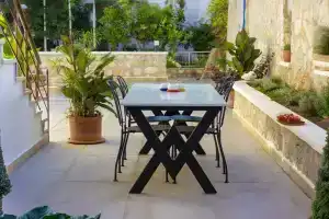 Kaya Apartments, Калкан