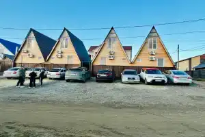 Коттеджи с баней и теплым бассейном