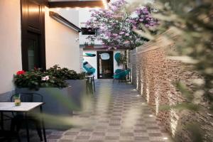 Sleep b&b, Фоллоника
