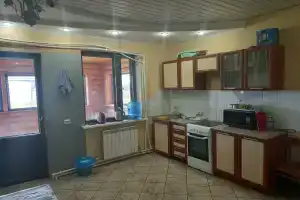 Гостиница «Эверест», Мезень