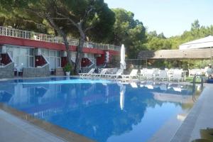 Tunc Hotel, Айвалык