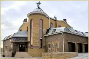 Гостиница «Донжон»