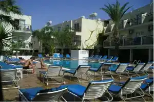 Pavlinia Hotel Apartments, Айя-Напа