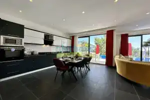 Villa Ebrar, Калкан