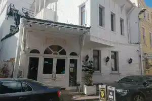 Villa Paradiso Hotel, Стамбул