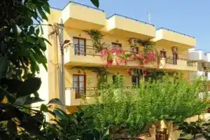 Cleopatra Apartments, Херсониссос