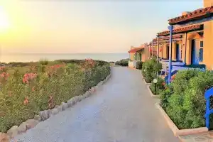 Zorbas Beach Village Hotel, Ставрос