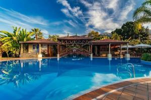 Отель «Quinta Jardins do Lago», Фуншал