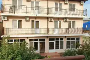 Гостевой дом «Центральный», Геленджик