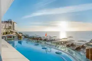 Club Cala Blanca, Таурито