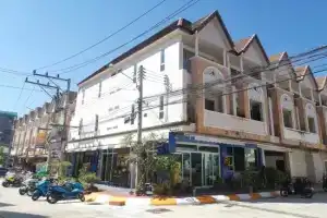 Phuket Racha at Kata Homestay, Ката