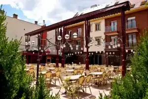 Hotel Debrecen, Дебрецен