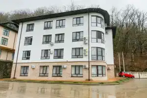Апартаменты Саквояж на Листопадной, Эсто-Садок