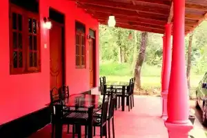 Chanaka Homestay, Сигирия