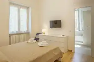 Pisacane Suite, Салерно