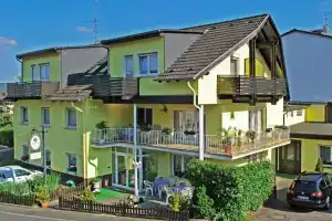 Pension Ramona, Бад-Зоден-Зальмюнстер