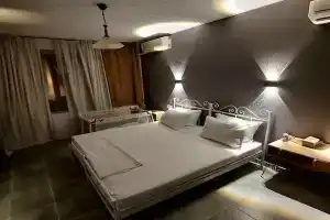 Umit Hotel, Эрдек